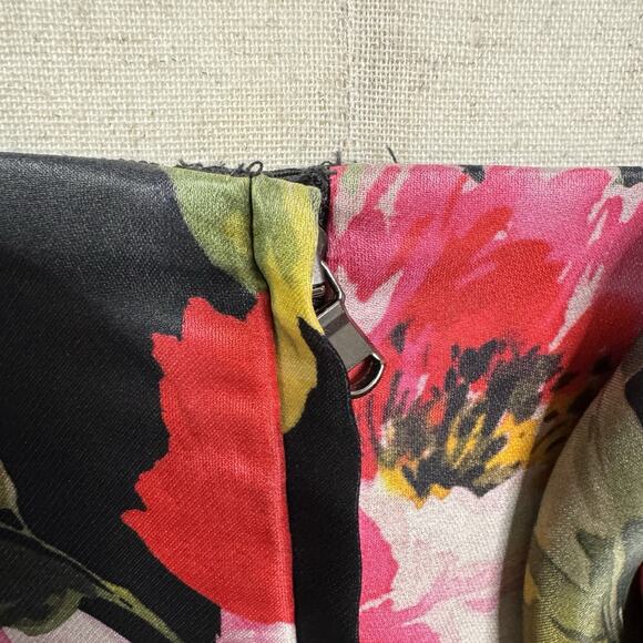 Dolce & Gabbana Runway Dark Floral Ruffle Mini Dress NWT IT 38 US 2 Romantic - Picture 11 of 16